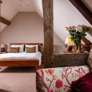 Broom Hall Inn